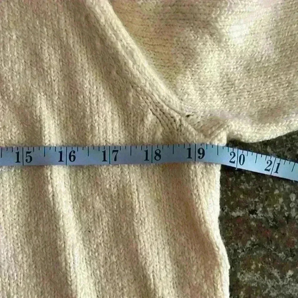 Anthropologie Sweater - Picture 4 of 9